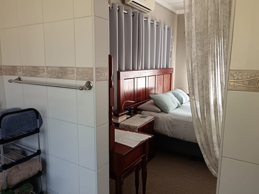 4 Bedroom Property for Sale in Carters Glen Northern Cape